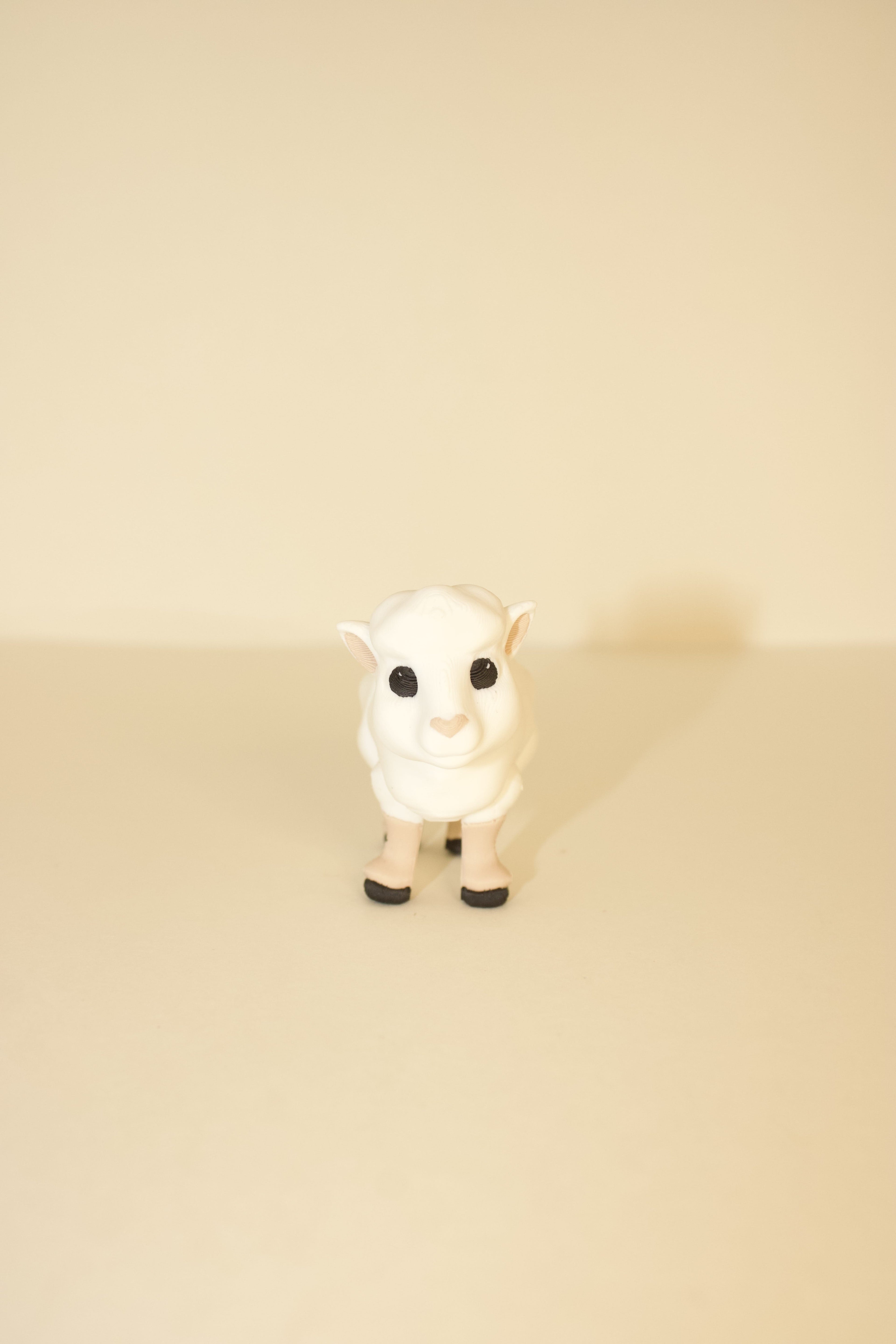 Shy Sheep – Articulated Fidget Toy | Flexi 3D Printed Animal
