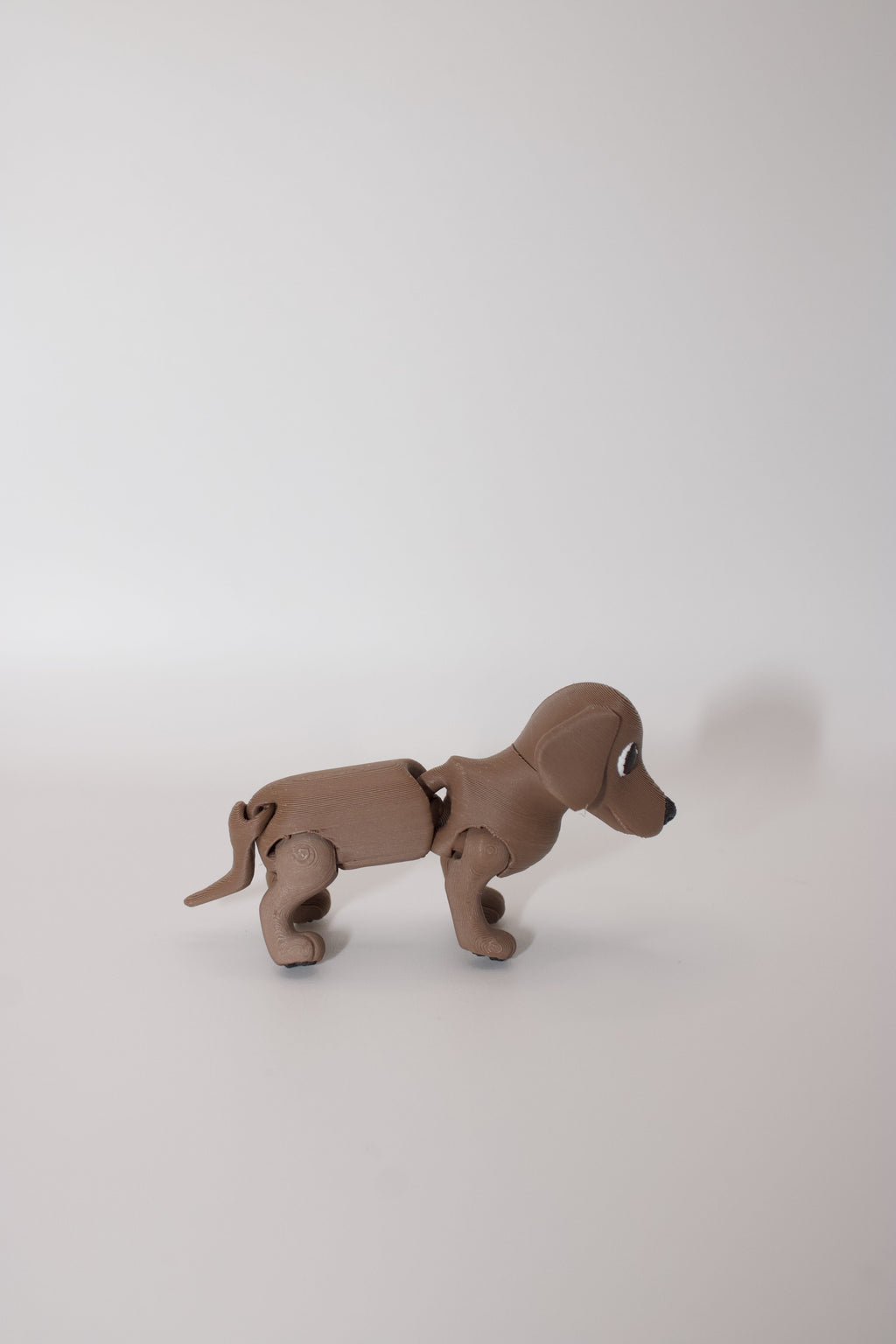 Flexi Articulated Dachshund – 3D Printed Toy Wiener Dog with Moving Joints & Toe Beans – Cute Fidget Gift for Dog Lovers