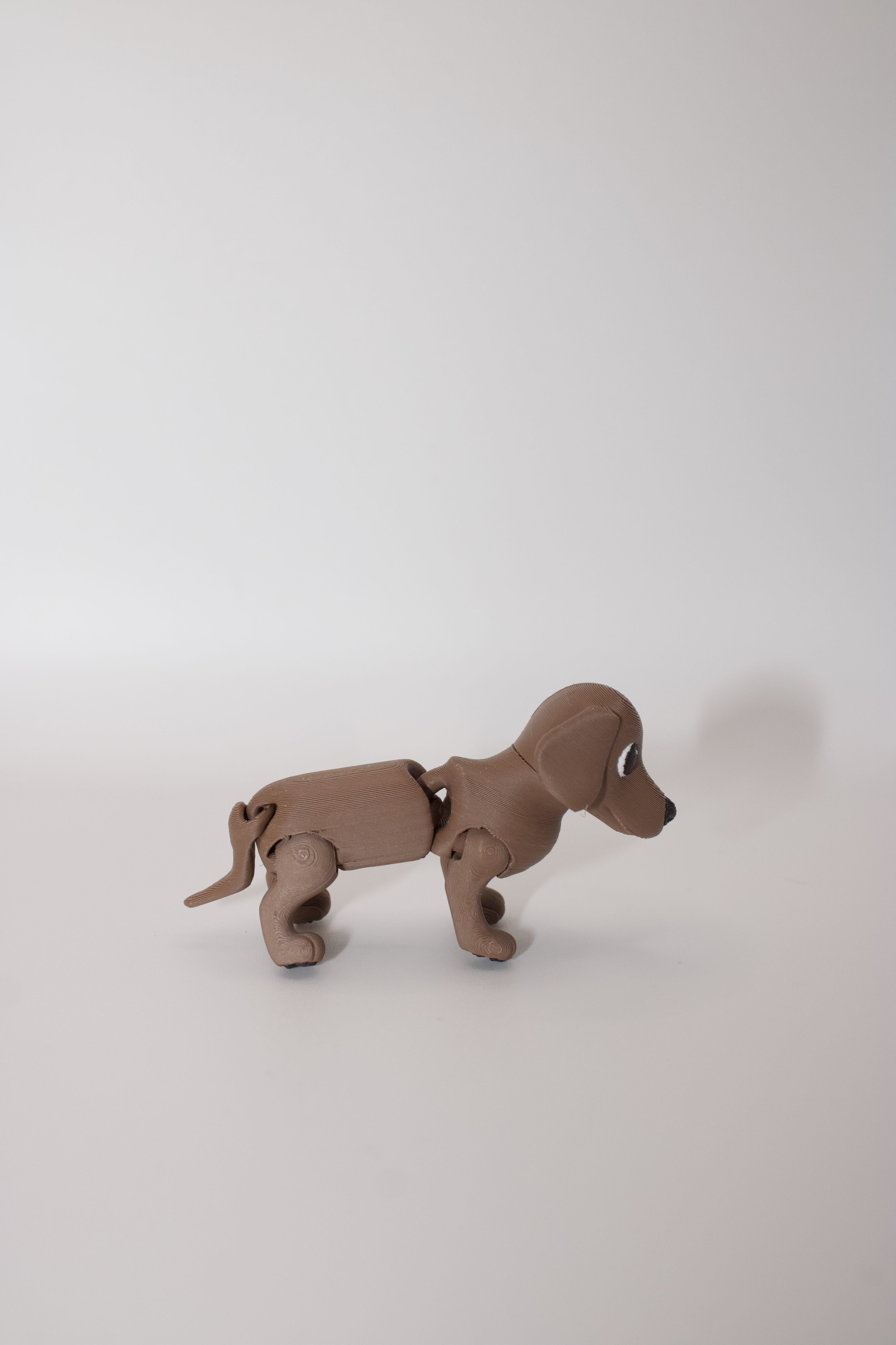 Flexi Articulated Dachshund – 3D Printed Toy Wiener Dog with Moving Joints & Toe Beans – Cute Fidget Gift for Dog Lovers