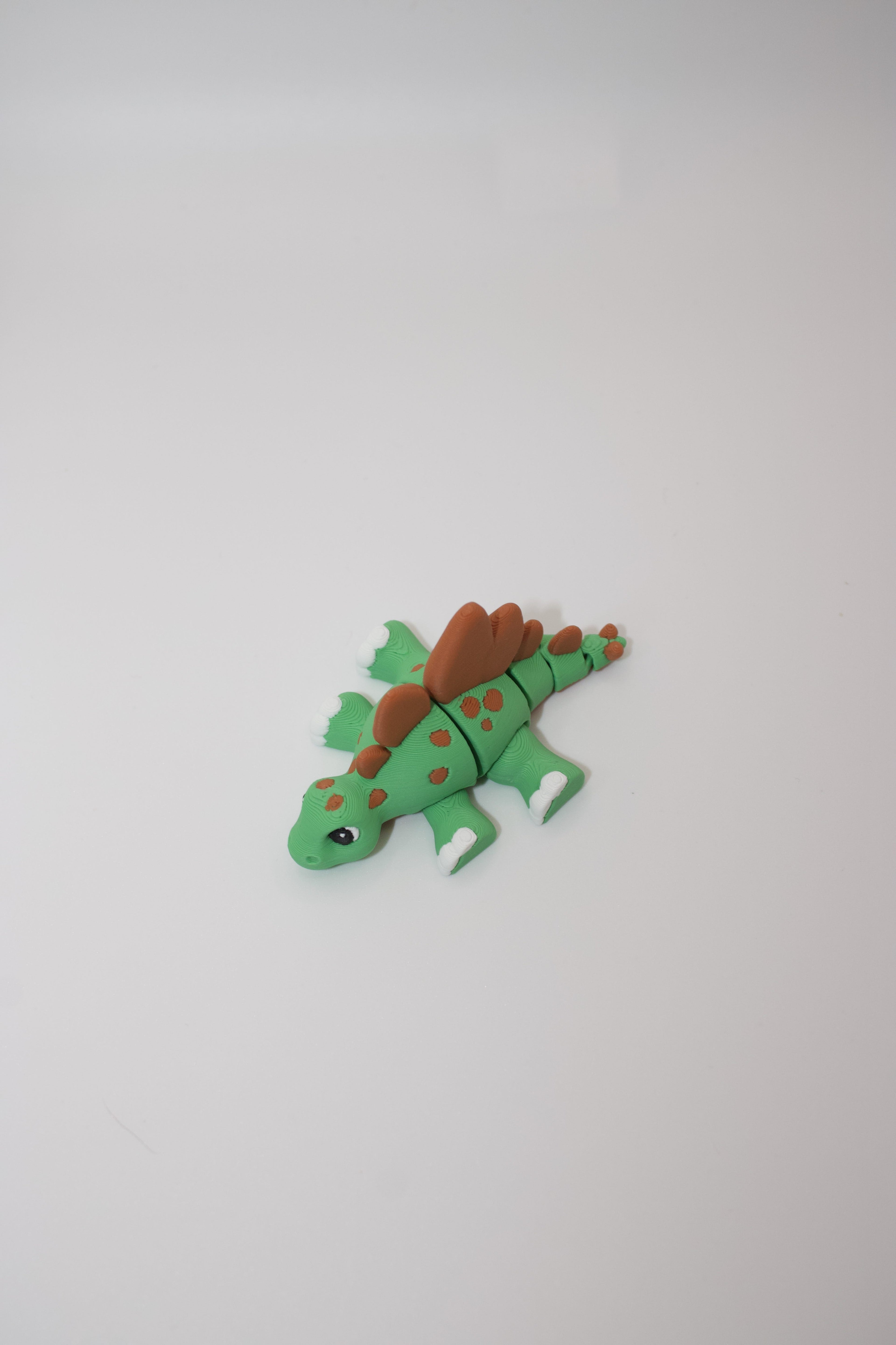 Stompy Stegosaurus – Articulated Dinosaur Fidget Toy | Cute 3D Printed Dino