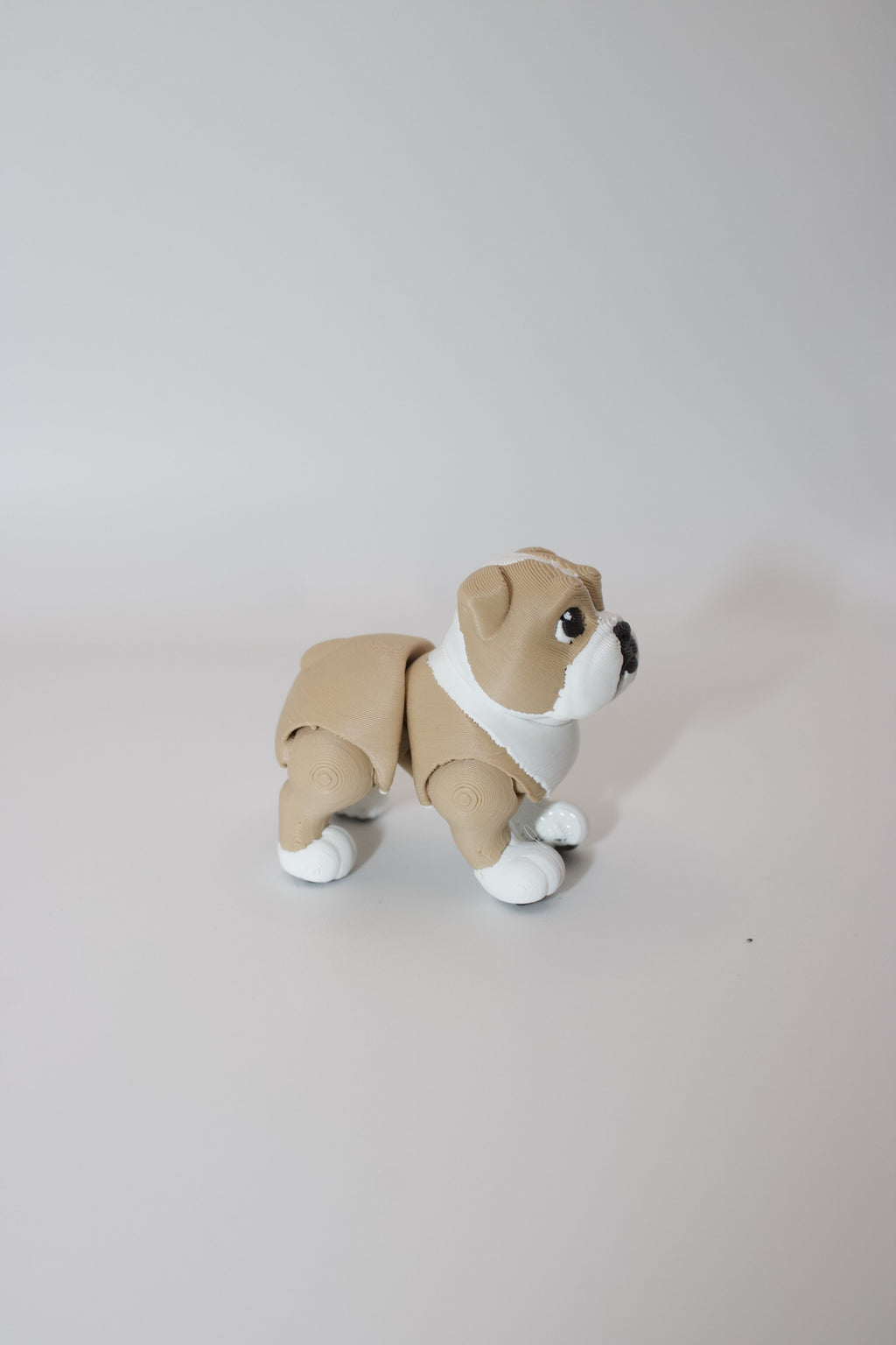 Articulated English Bulldog Figurine – 3D Printed Poseable Dog Toy – Flexi Bulldog Gift – Cute Collectible Bulldog Decor