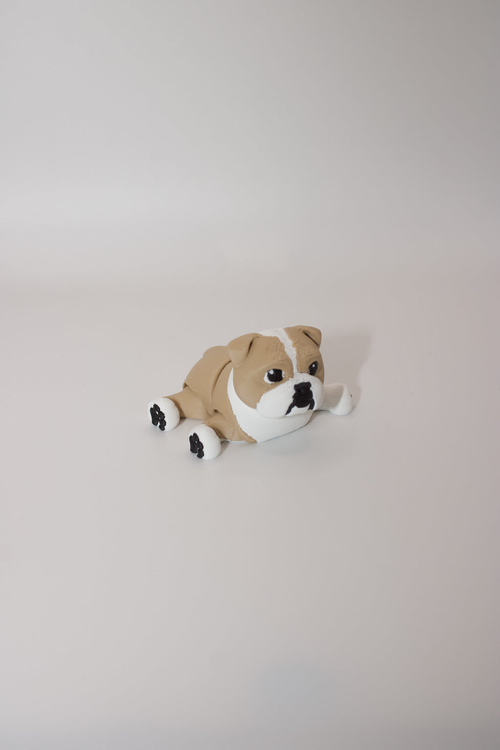 Articulated English Bulldog Figurine – 3D Printed Poseable Dog Toy – Flexi Bulldog Gift – Cute Collectible Bulldog Decor