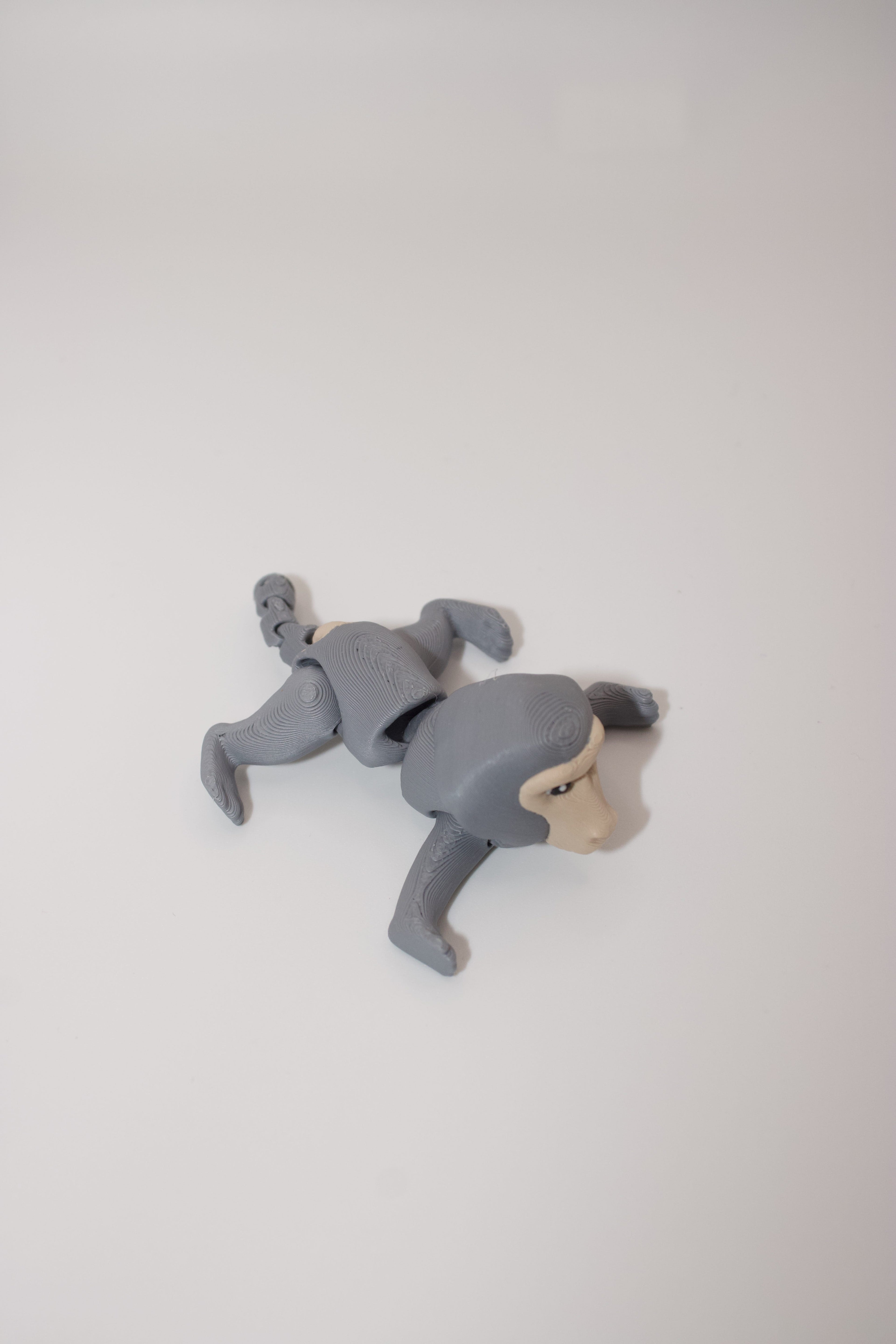 3D Printed Flexi Baboon Fidget Toy – Cute Articulated Monkey Figurine – Desk Toy, Stress Relief, Playful Gift for Kids & Adults