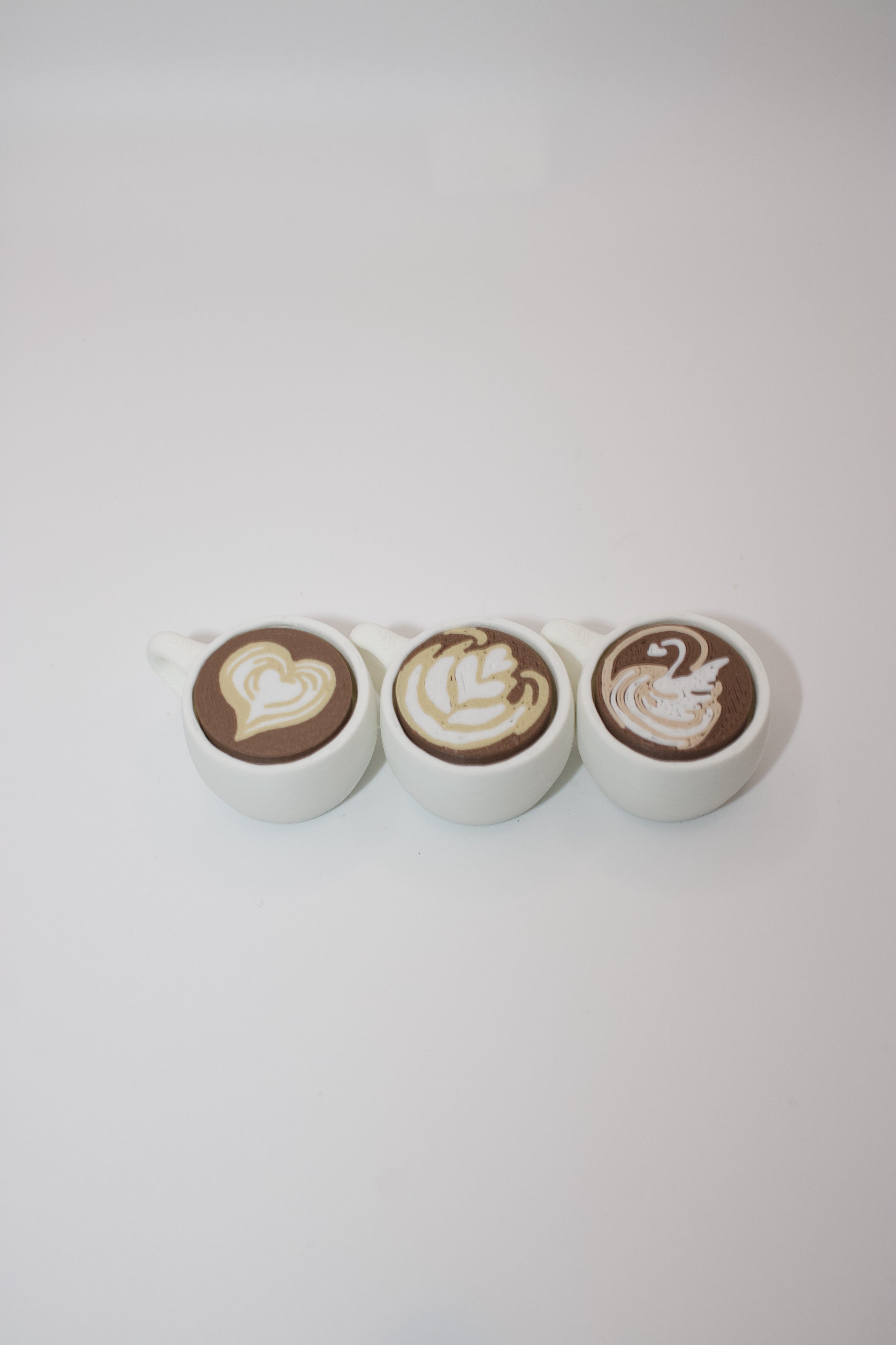 Mini Latte Fidget Clicker – Cute 3D Printed Coffee Toy | Espresso Click Desk Gift
